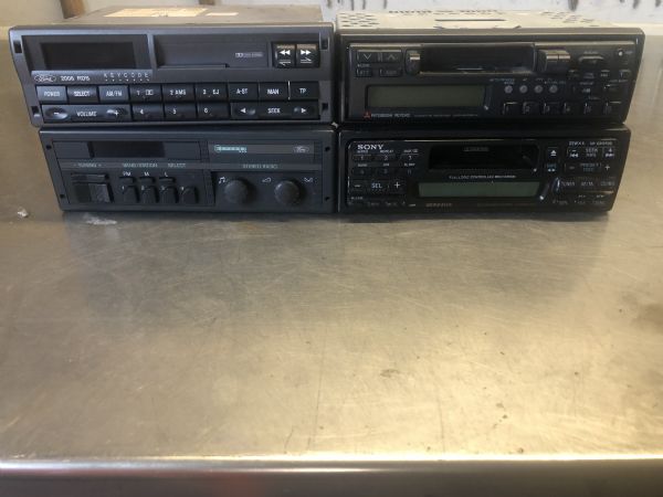 Ford-Sony Radioer 